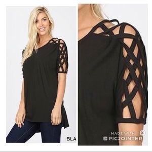 Black Tee